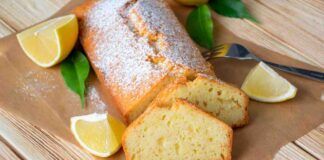 Pochi ingredienti, un frullatore e in 3 minuti ti faccio preparare il plumcake più soffice del web!