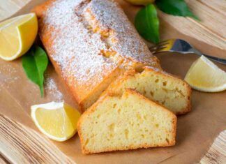 Pochi ingredienti, un frullatore e in 3 minuti ti faccio preparare il plumcake più soffice del web!