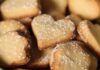 Biscotti senza burro alla vaniglia: un solo impasto e accontento tutti, digeribili per me, senza glutine per mia figlia!