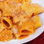 Paccheri con la zucca così speciali, che hanno ripulito pure la pentola, quel tocco di pomodoro ha cambiato tutto!