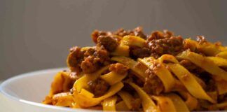 Sono già pronta per il pranzo della domenica, questa volta il ragù l’ho fatto con i funghi - RicettaSprint