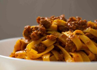 Sono già pronta per il pranzo della domenica, questa volta il ragù l’ho fatto con i funghi - RicettaSprint