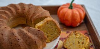 Torta ai mille uno sapori dell'autunno, insieme alla zucca frulli tutto, il risultato è soffice profumatissimo