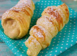 Fagottini di banane e nutella: poche mosse e sforno una calda e gustosa merenda, tutte le volte litgano per il bis!