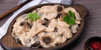 Non le solite scaloppine, queste le faccio con il vino e i funghi, che sughetto favoloso viene fuori dal bis obbligatorio!