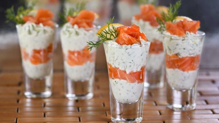 Aperitivo In Bicchiere Alla Vigilia Di Natale La Mia Combo Sar Salmone E Formaggio Ma Ti