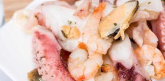 Insalata di frutti di mare con patate