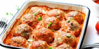 Polpette al forno con pomodoro e formaggi