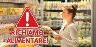 Donna perplessa al supermercato