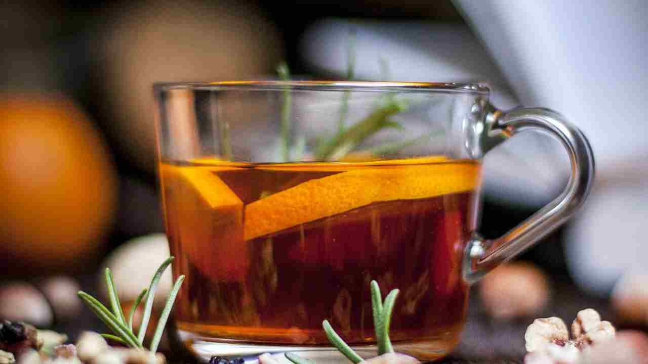 Honey and Cinnamon Tea: The Natural Flu Remedy