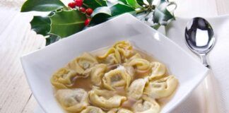 Tortellini in brodo