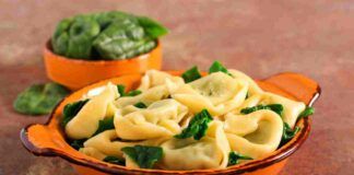 Tortellini d Natale mix di ricotta e spinaci - RicettaSprint