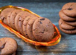 Biscotti al cacao ripieni di Nutella Ricetta Sprint