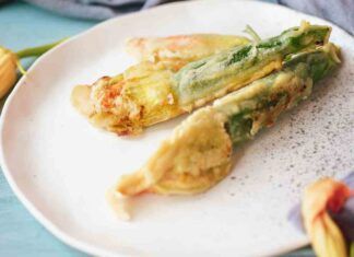 Fiori di zucca in pastella ripieni di ricotta