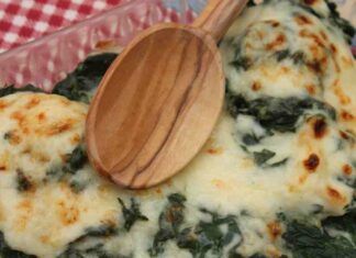 Spinaci con mozzarella al forno