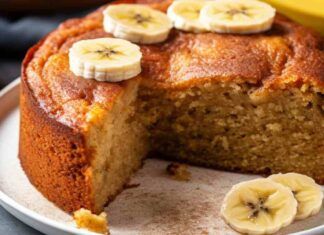 Torta d'avena con banane e yogurt