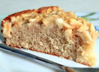 Torta morbida alla frutta di stagione