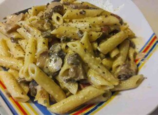 Pasta cremosa cuori di carciofi e funghi