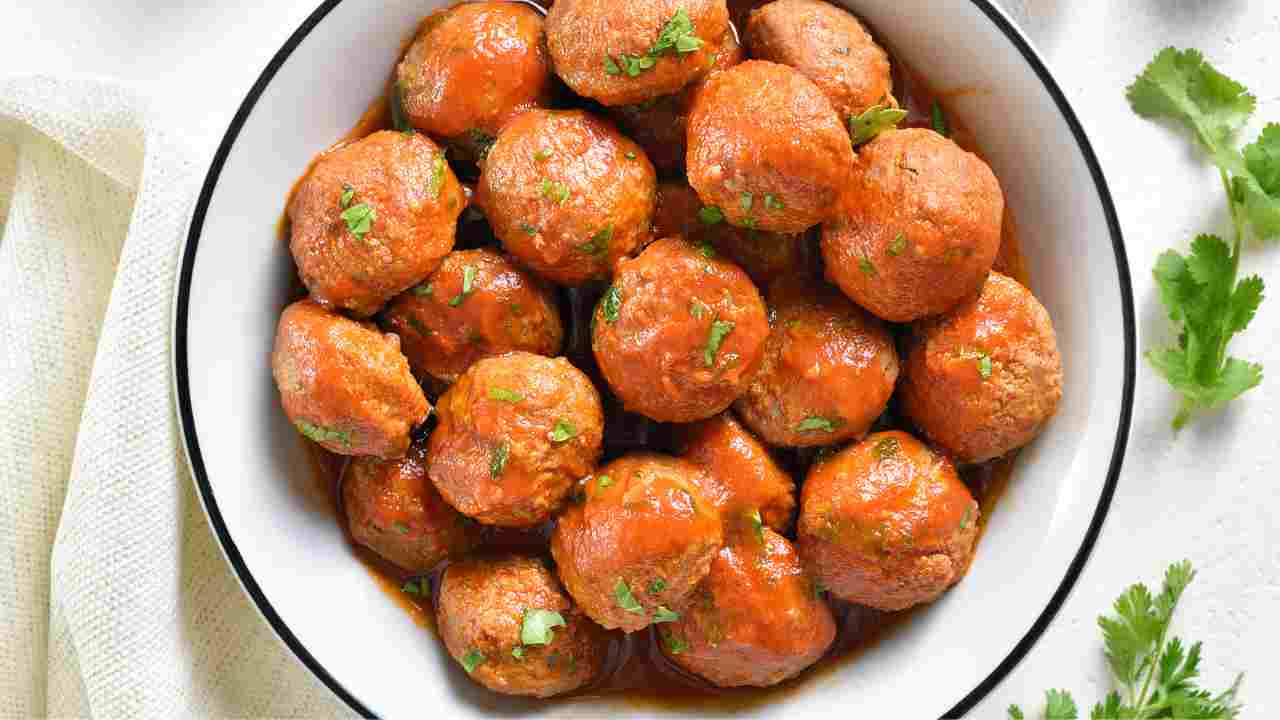 Polpette di pane e ricotta al ragù