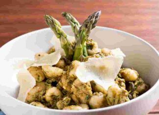 Gnocchetti con gli asparagi